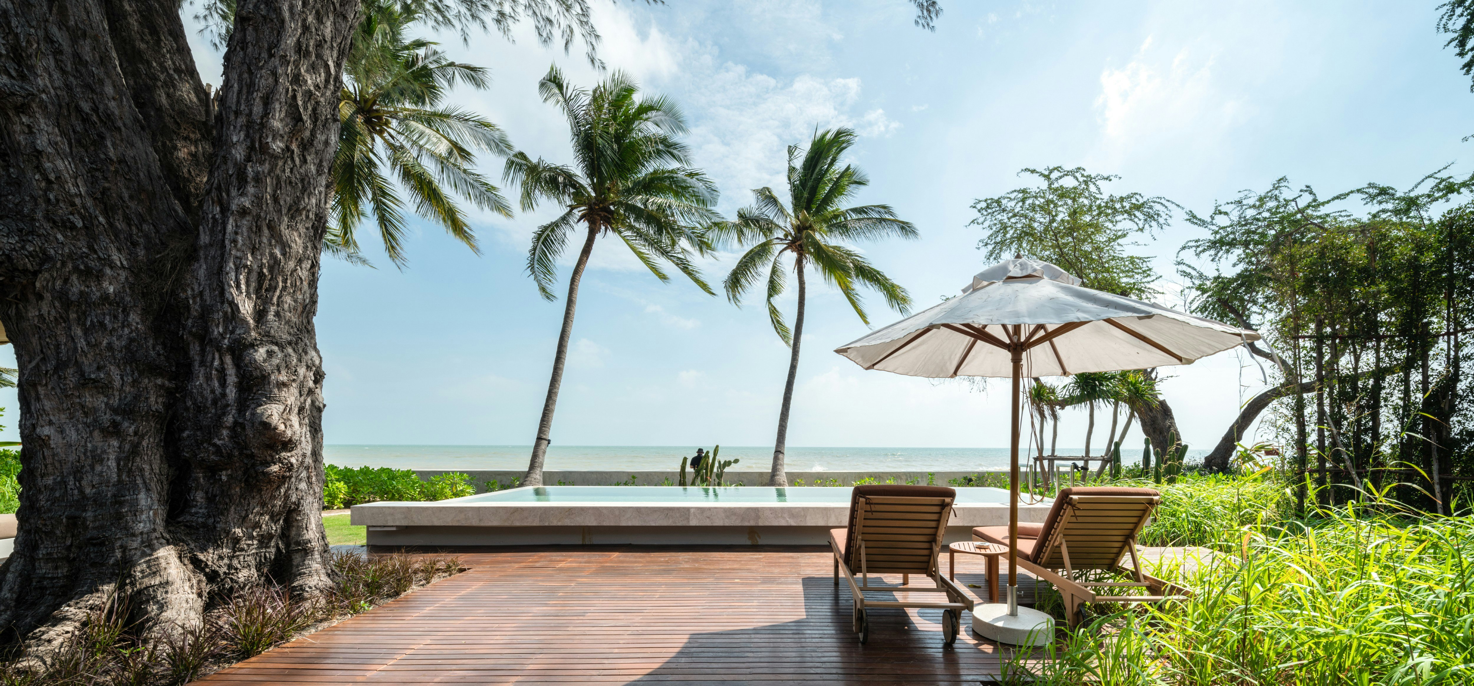 Pool Villa Beachfront - Deck