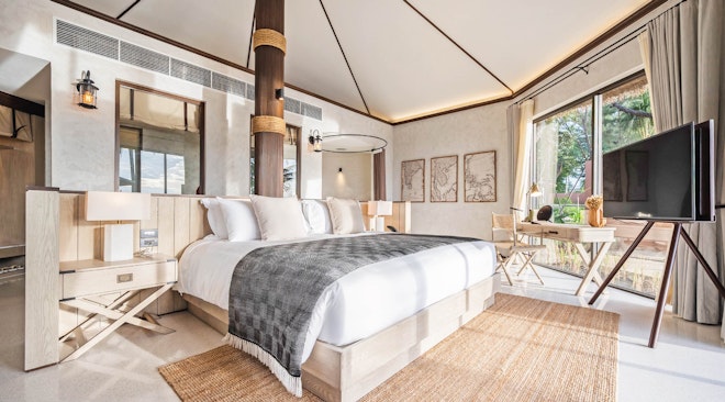Pool Villa Beachfront - Bedroom