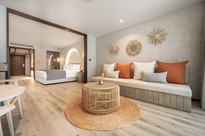 Mini Suite Pool Access - Living Area