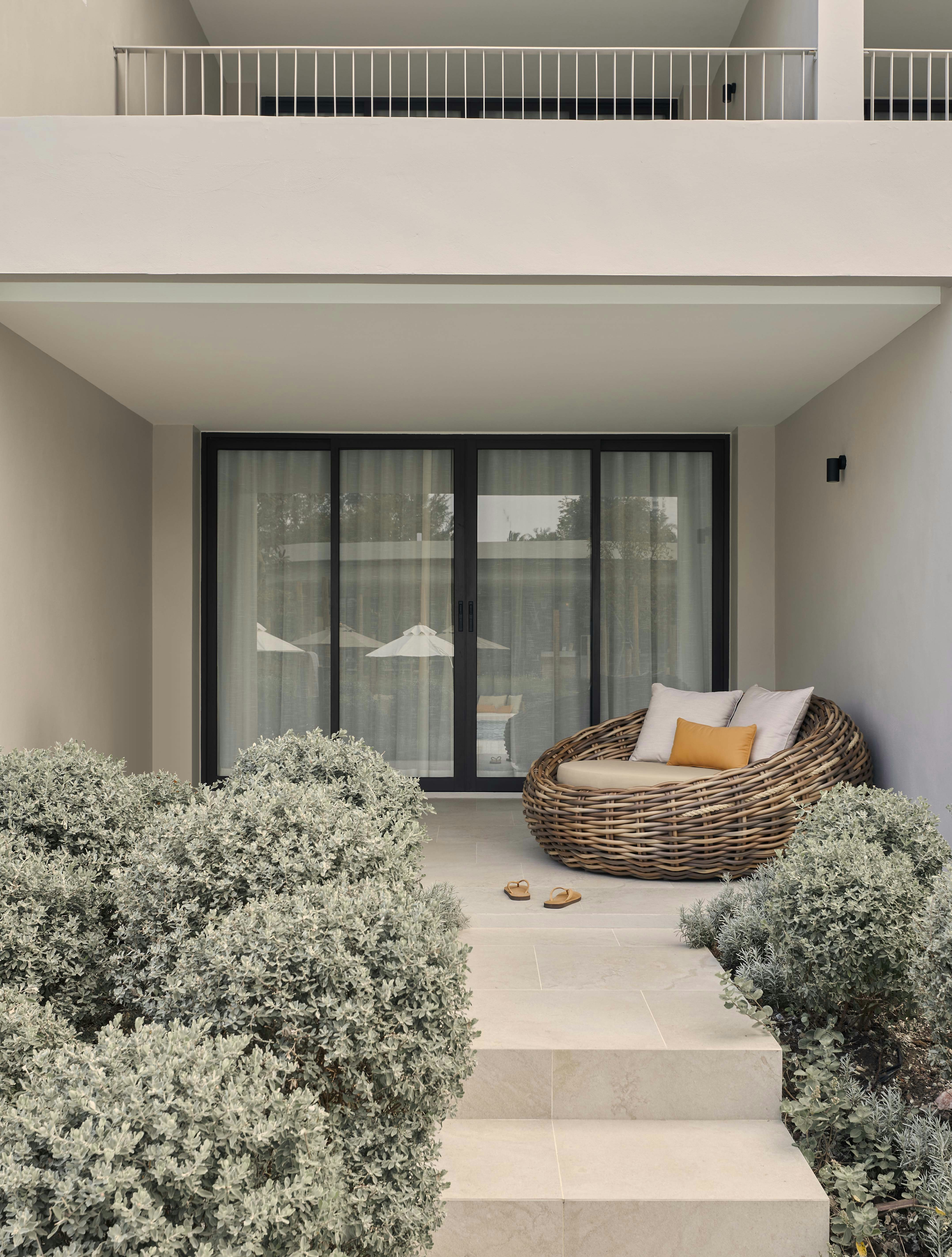 Mini Suite Pool Access - Terrace