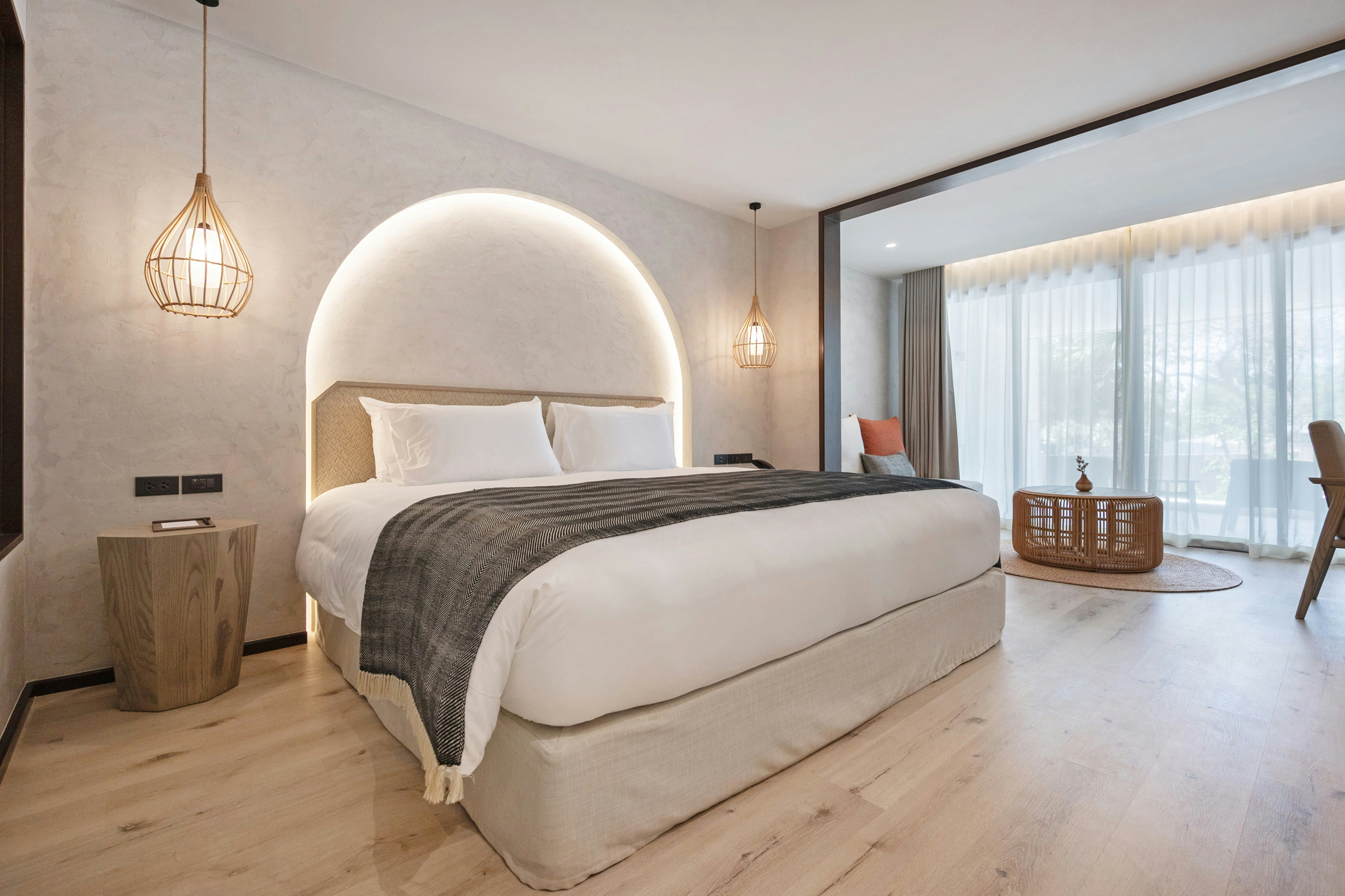 Deluxe Room - Bedroom