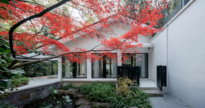 Vallie Villa Autumn