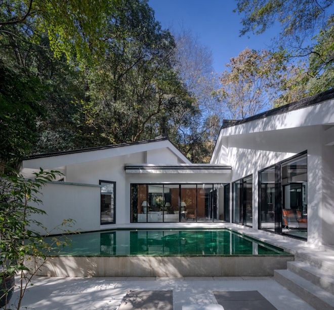 Vallie Villa