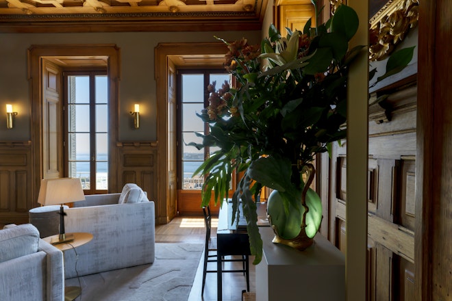 Royal King Suite