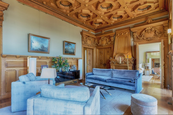 Royal King Suite