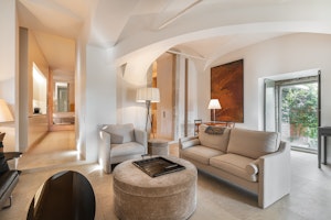 Apartment 55