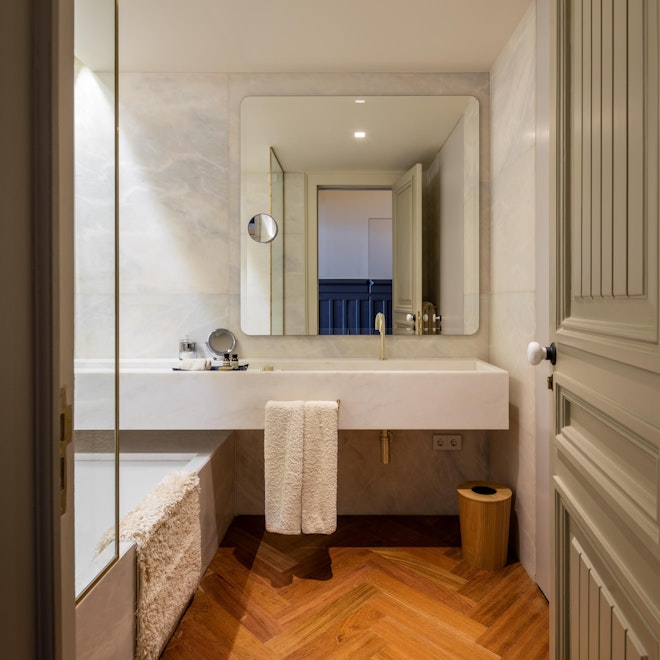 Royal King Suite