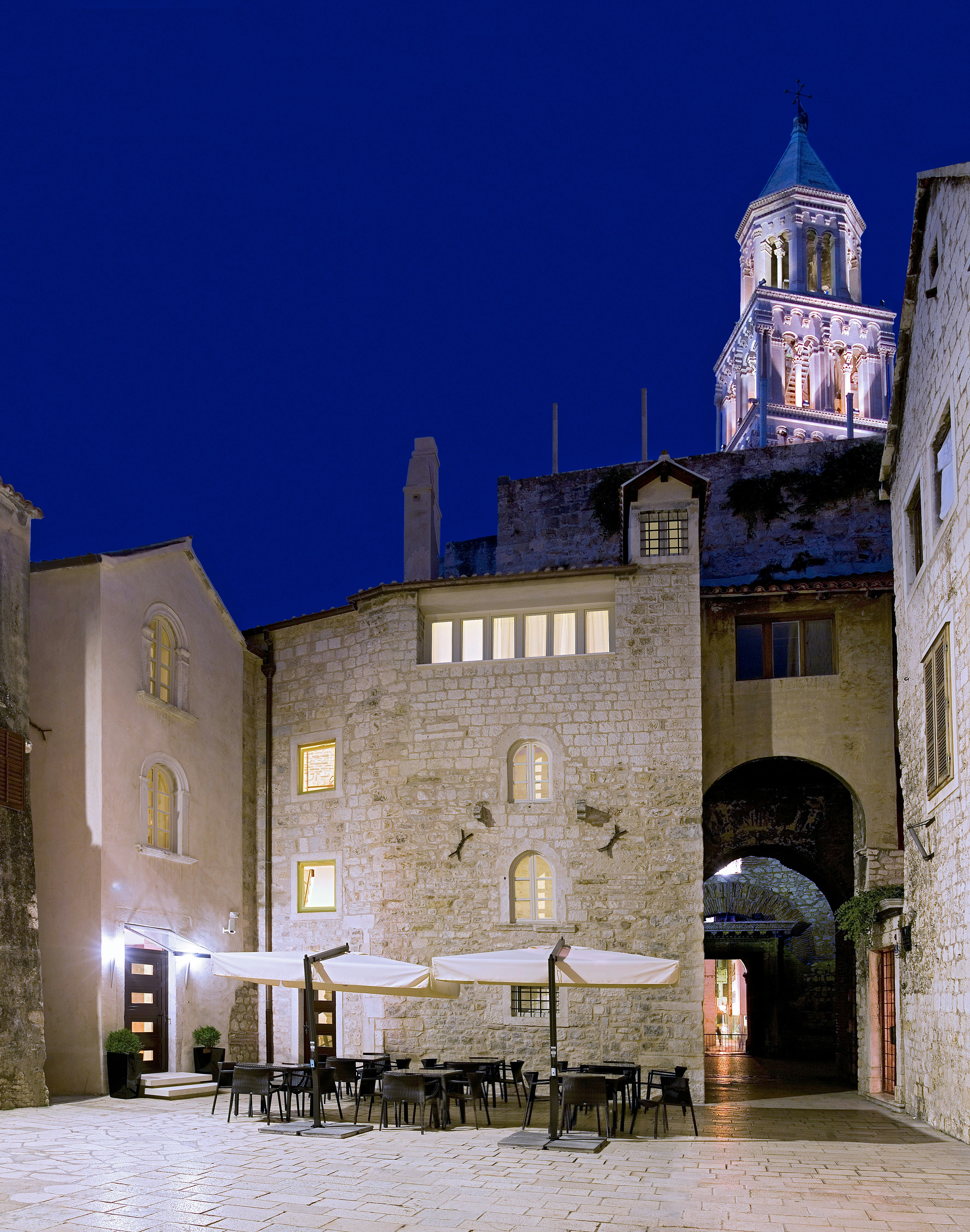 Modern boutique in an ancient royal residence