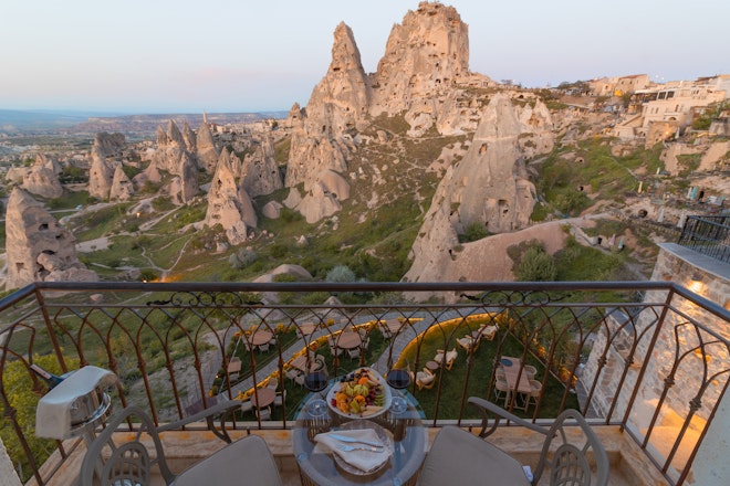 Stone Arched Honeymoon Suite - Terrace