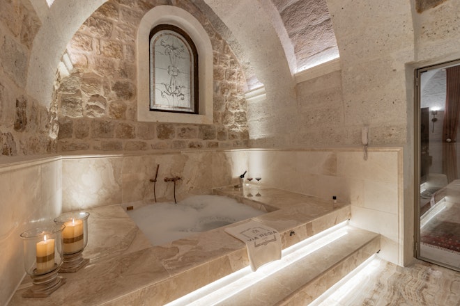 Heritage Luxury - Bathtub