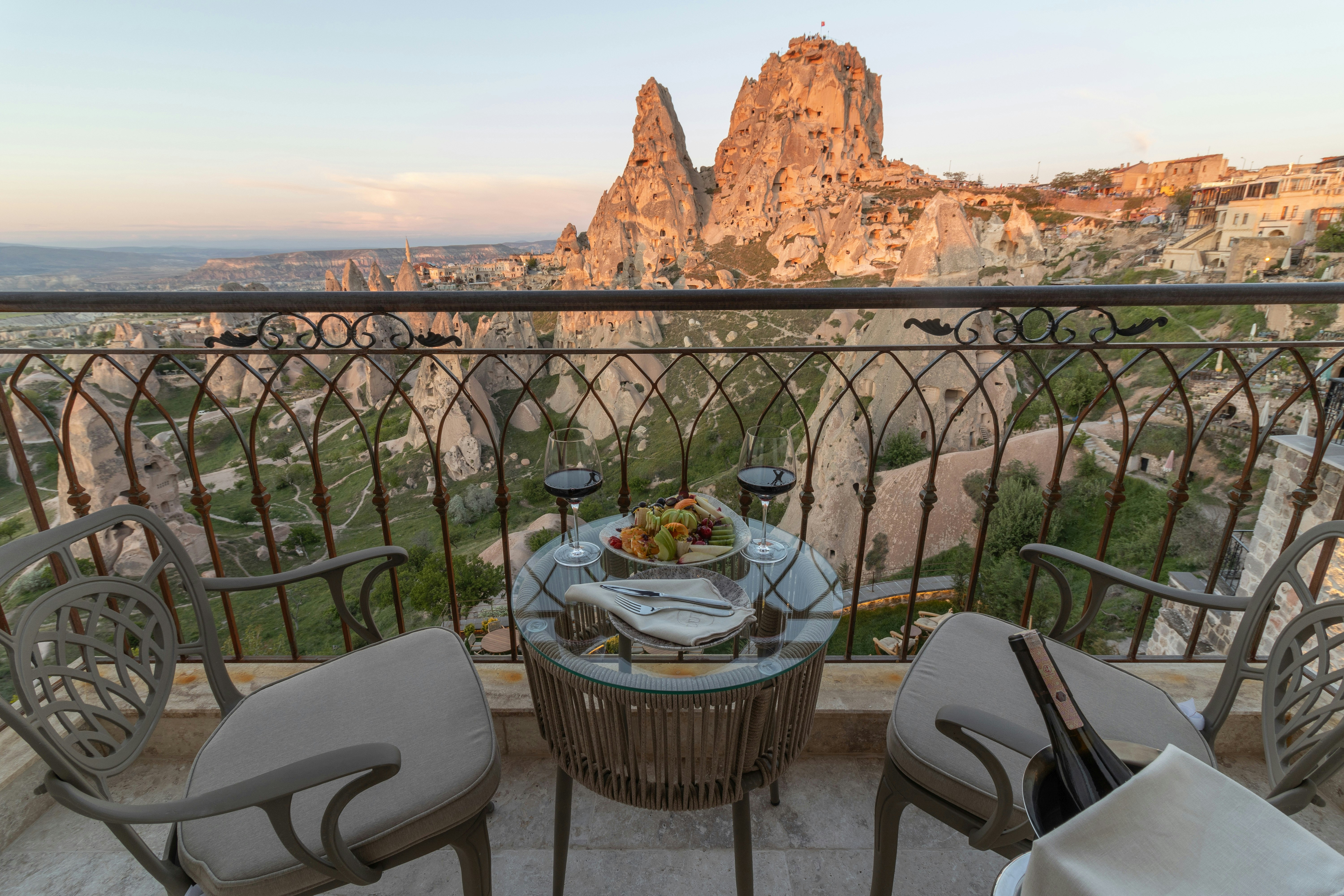 Stone Arched Private Suit