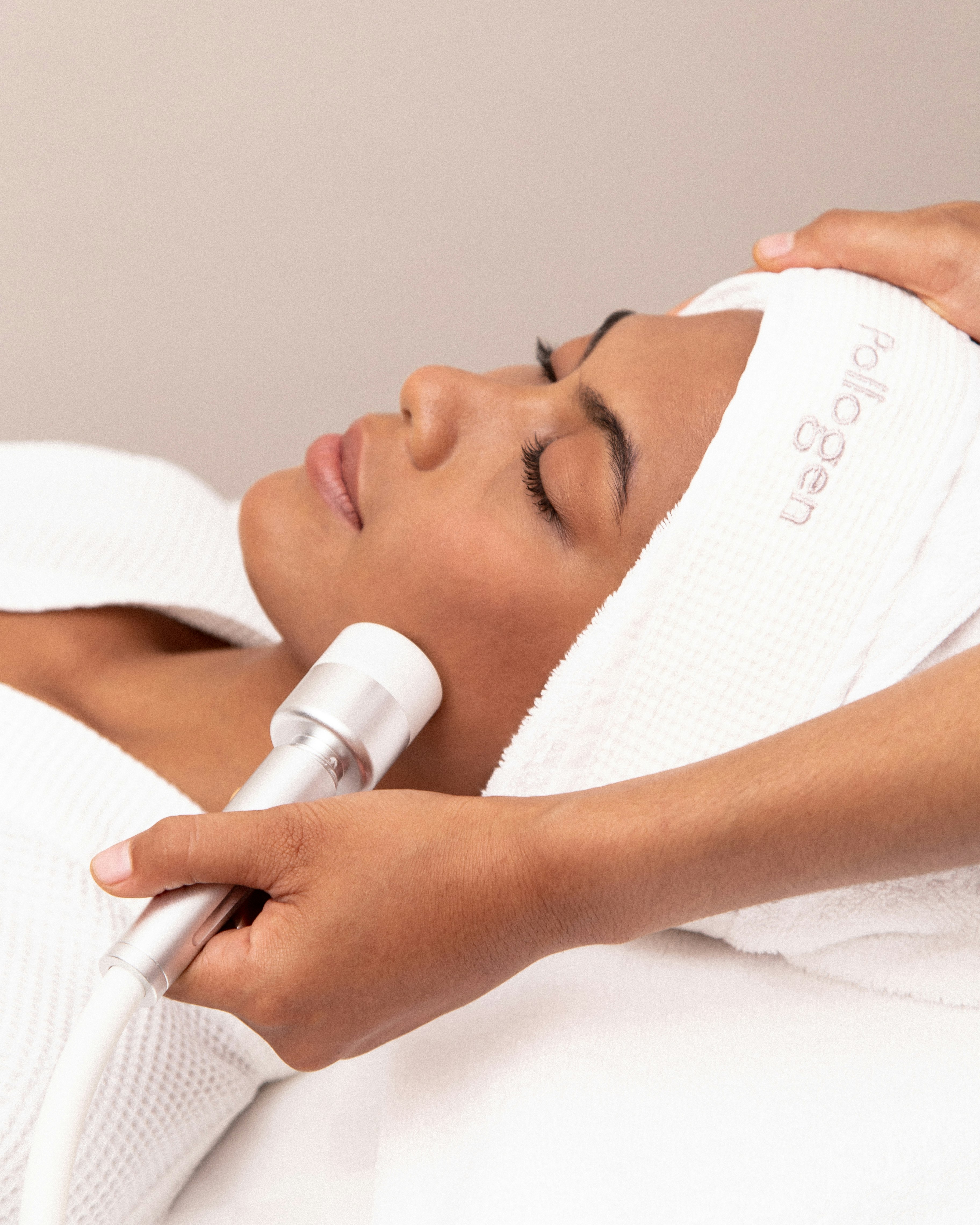 Akoya Spa Facial Treatment