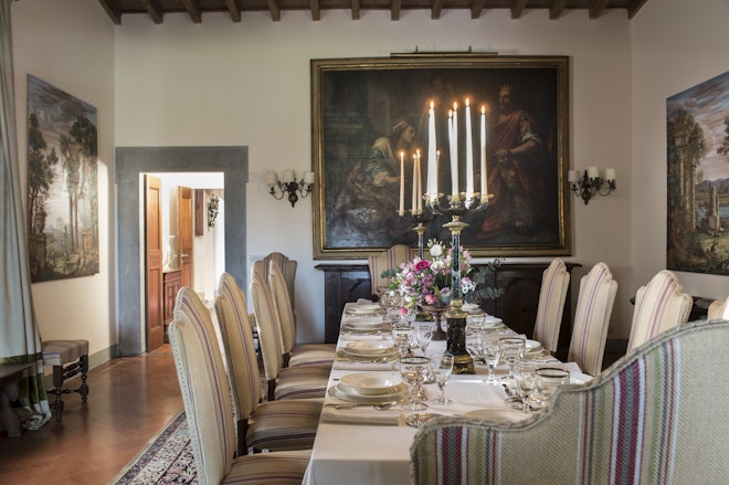 Villa Viesca - Dining Room