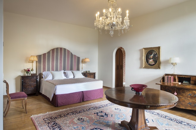 Villa Viesca - Main Bedroom