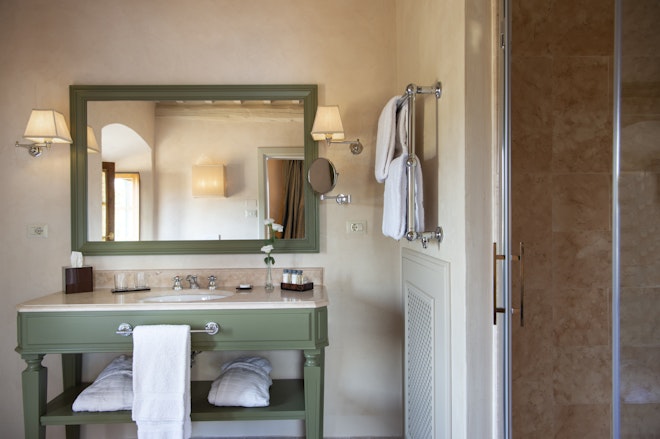 Superior Room - Bathroom