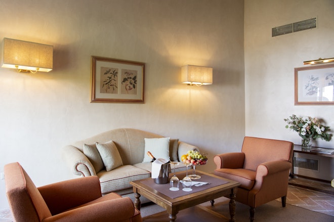 Prestige Suite - Living Area