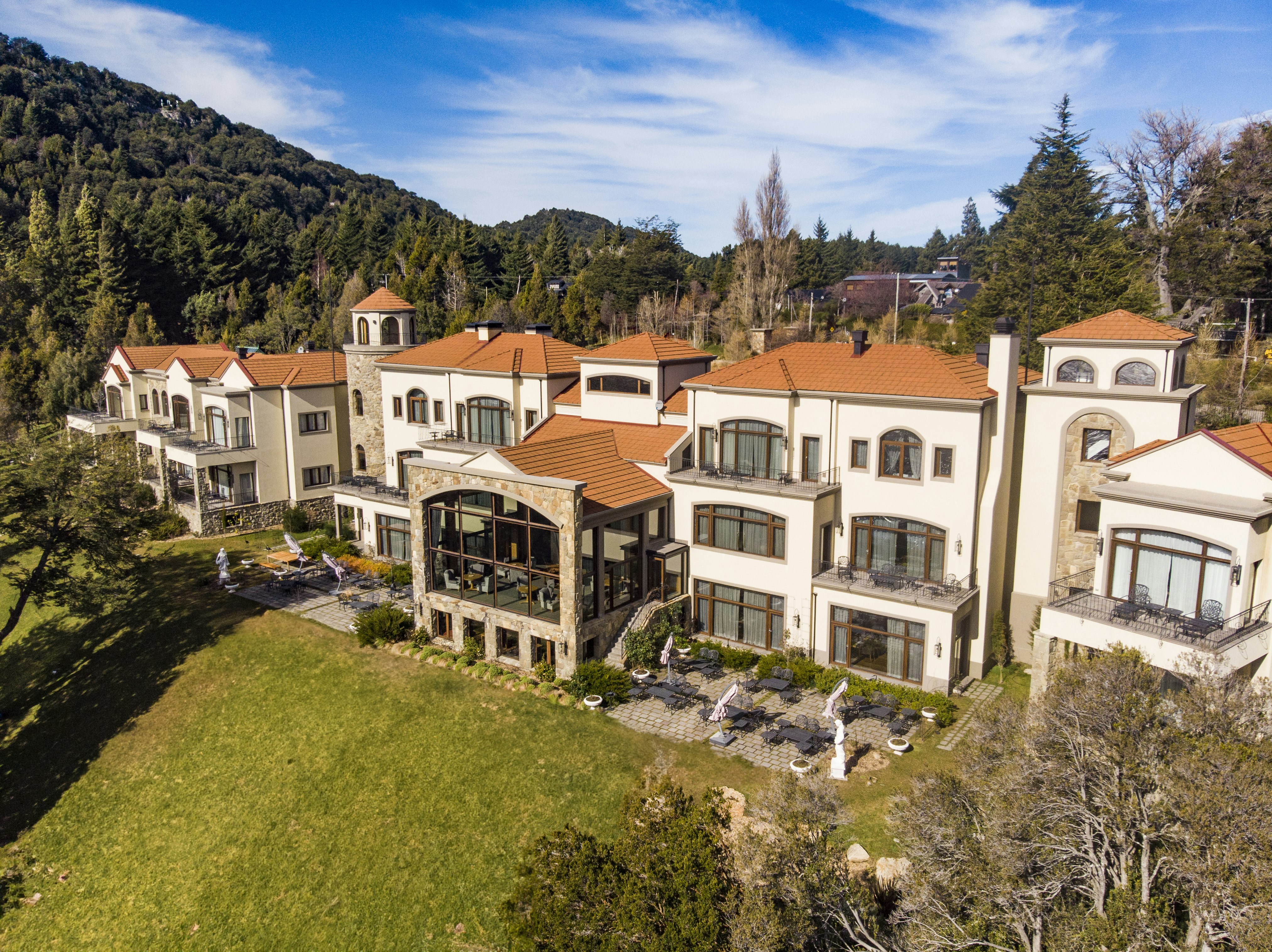 Villa Beluno Hotel and Spa - Exterior