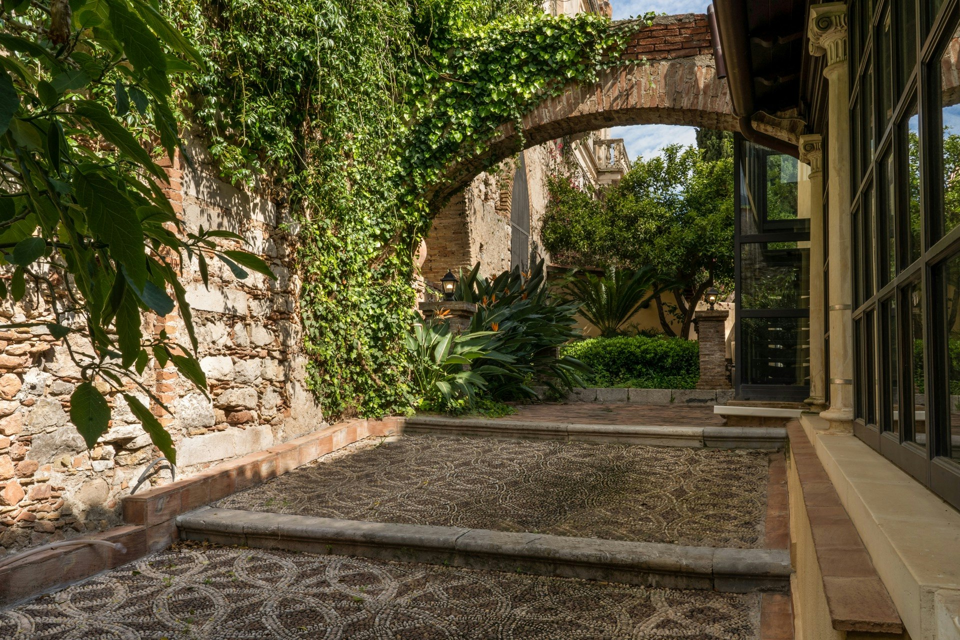 Teatro Greco Historic House