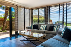 Suite Garden - Living Area