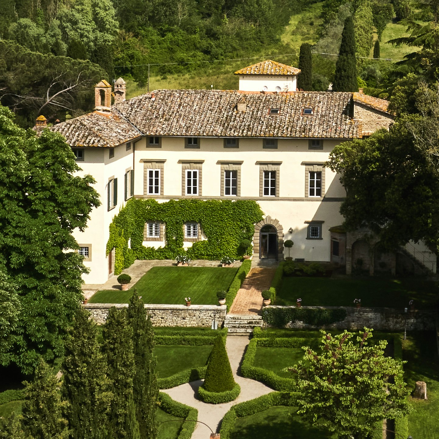 Villa Di Piazzano Aerial View