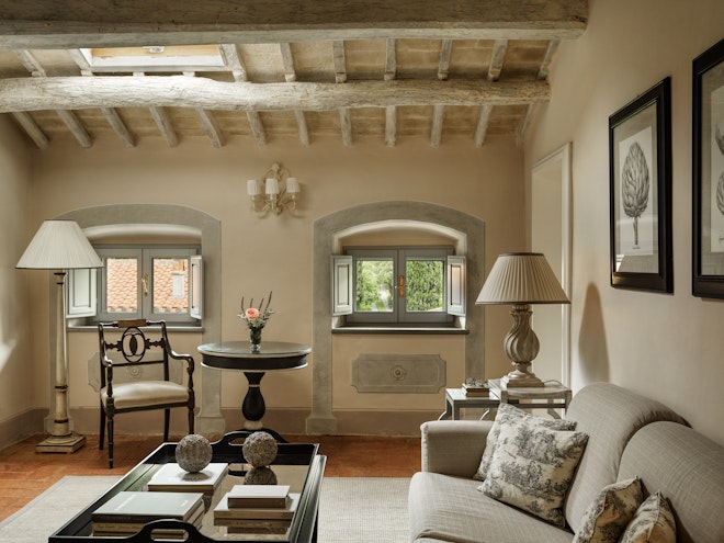Attic Suite - Living Room