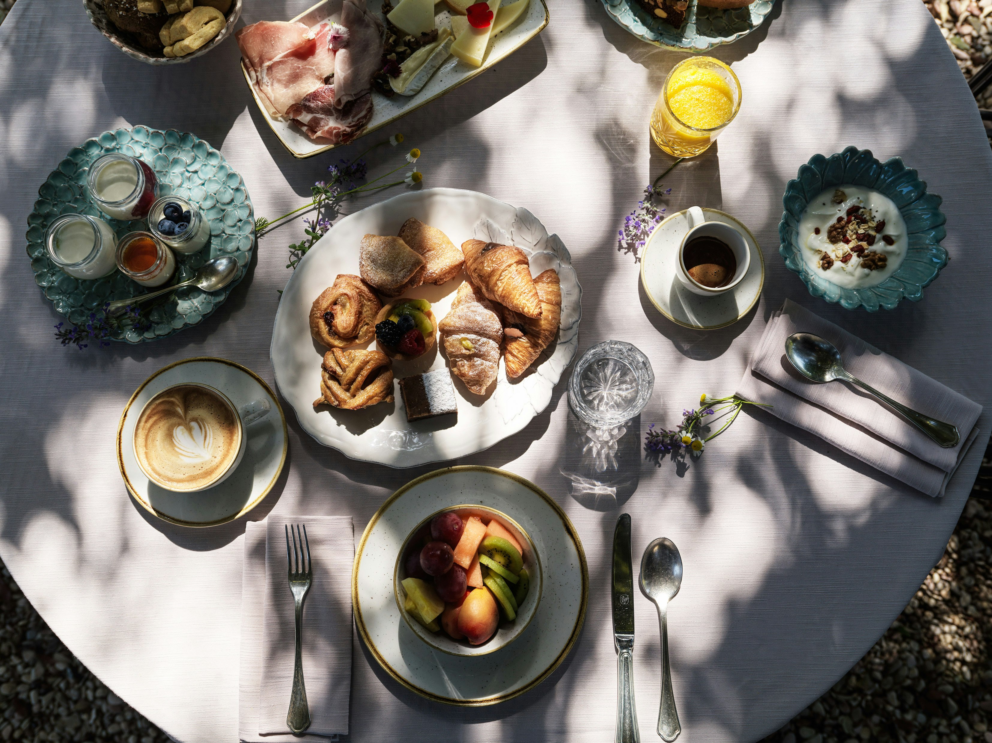Breakfast table - Antica Casina di Caccia Restaurant