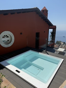 Prestige with private pool