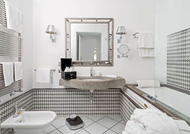 HVF Master Suite - Bathroom