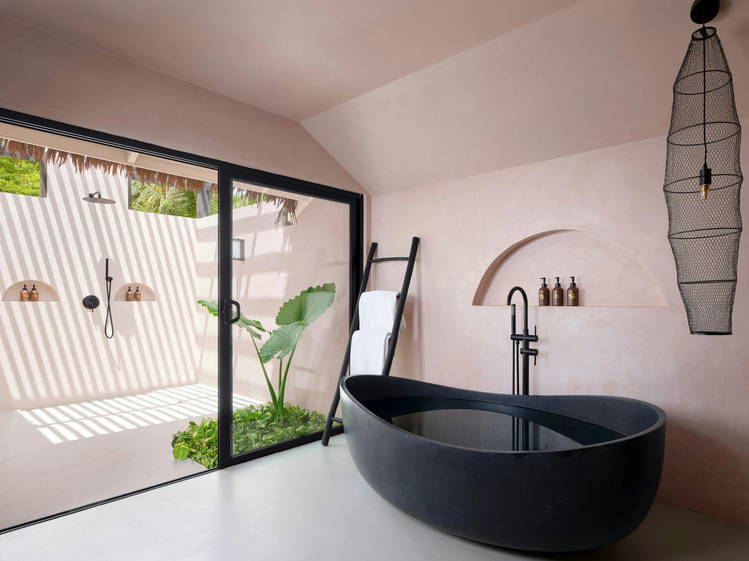 Beach Pool Villa - Bathroom