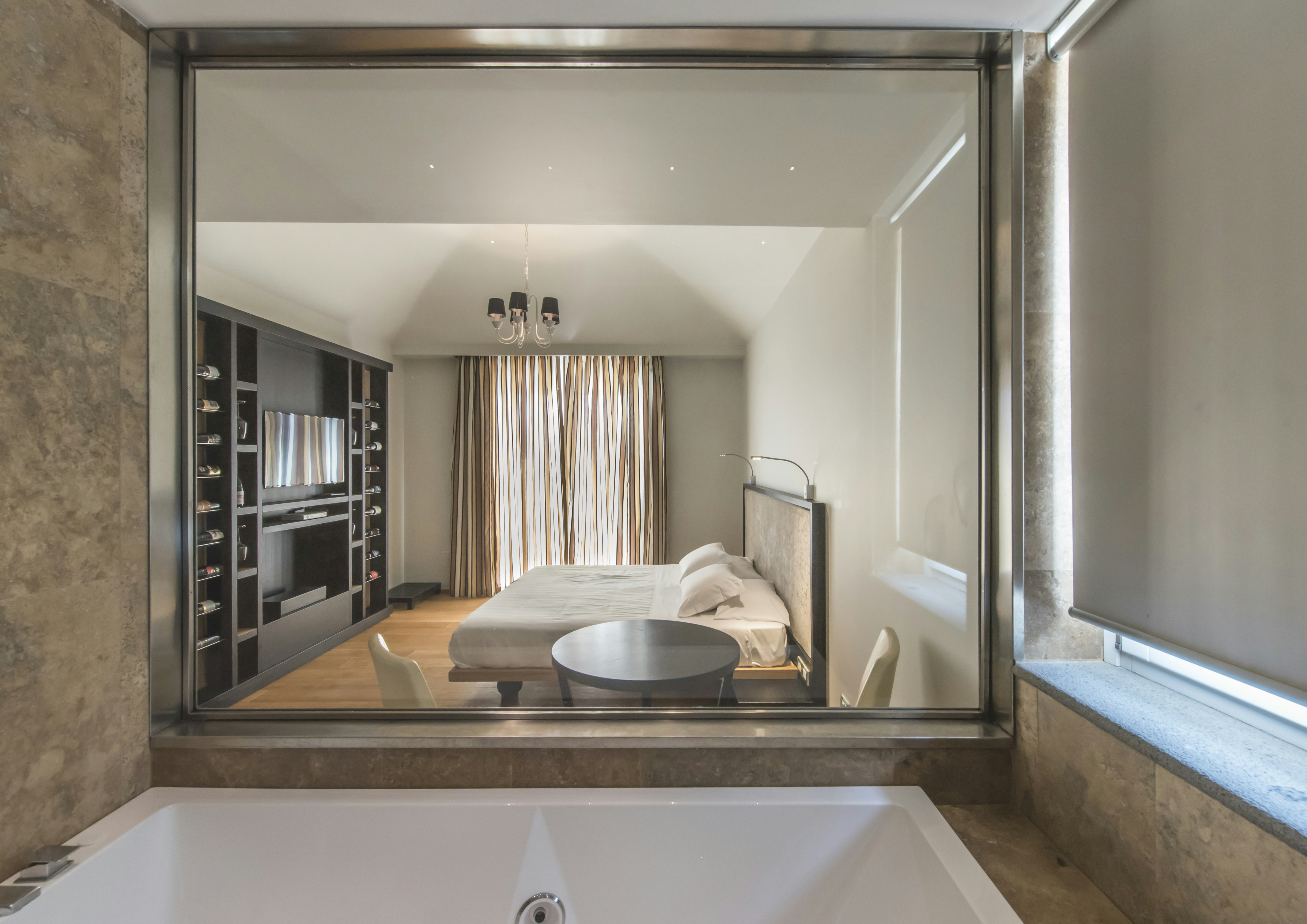 Junior Suite - Bathroom