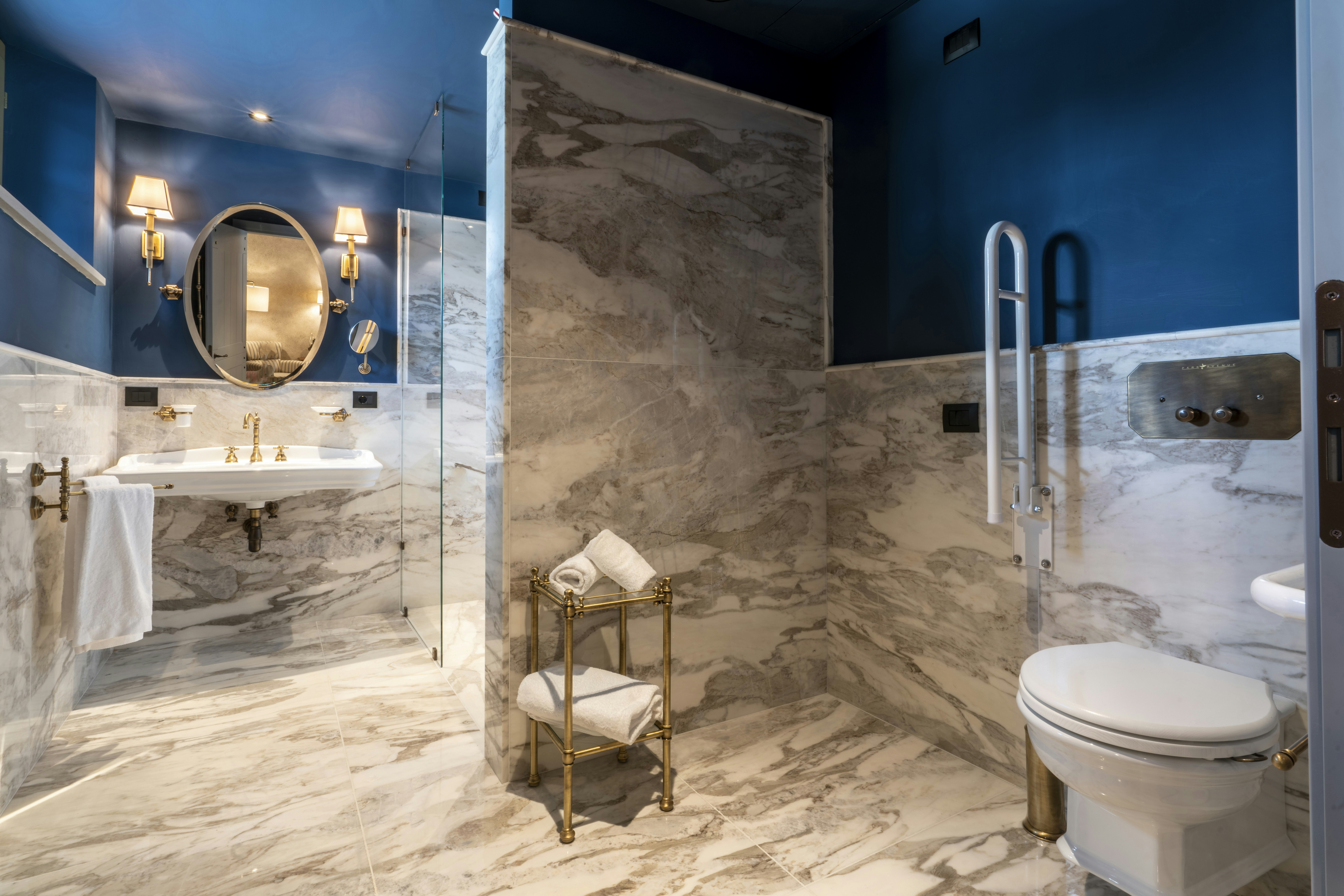 Pool Junior Suite - Bathroom