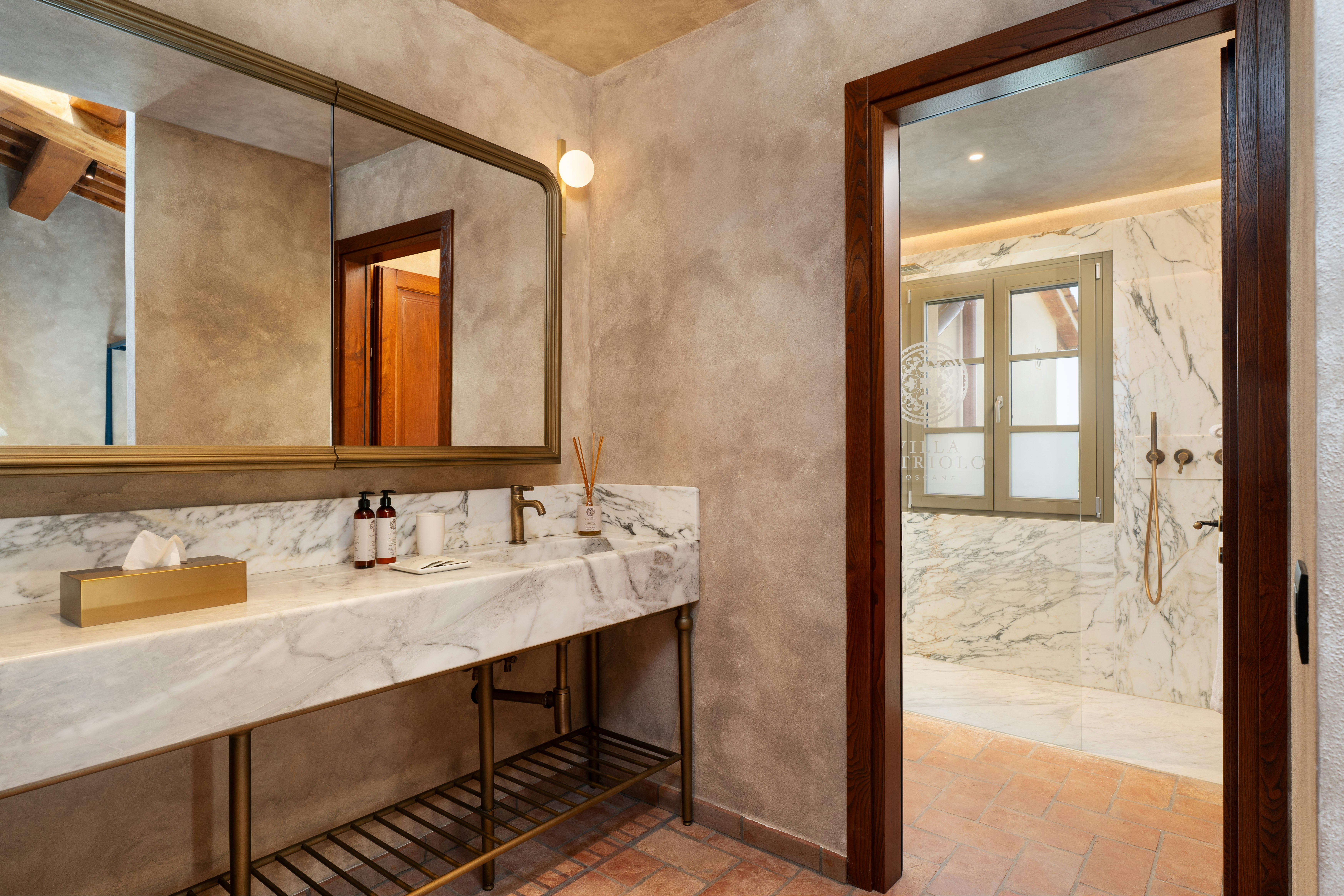 Castelforno Private Apartment Suite with Terrace - Bathroom