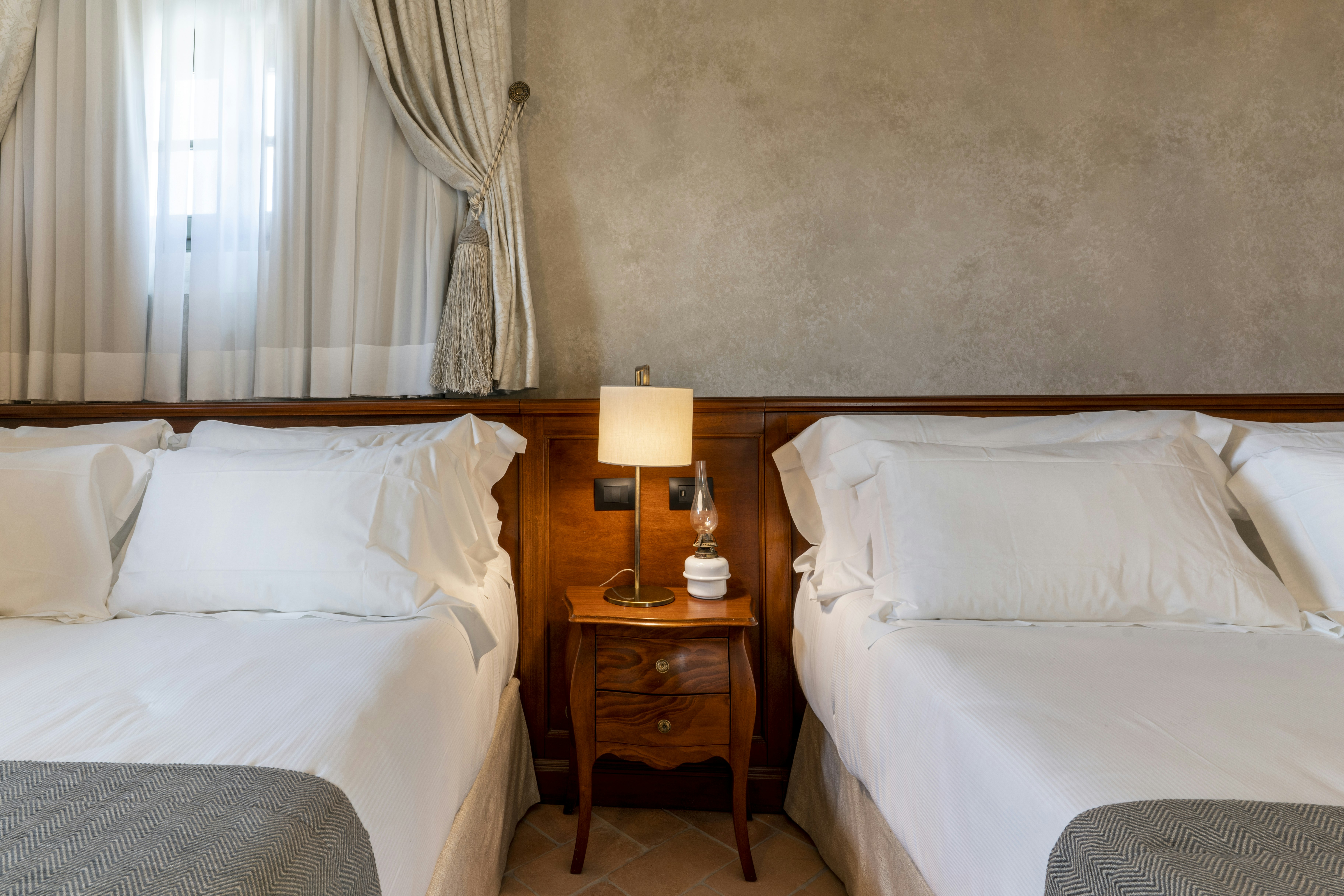 Pool Family Suite - Bedroom