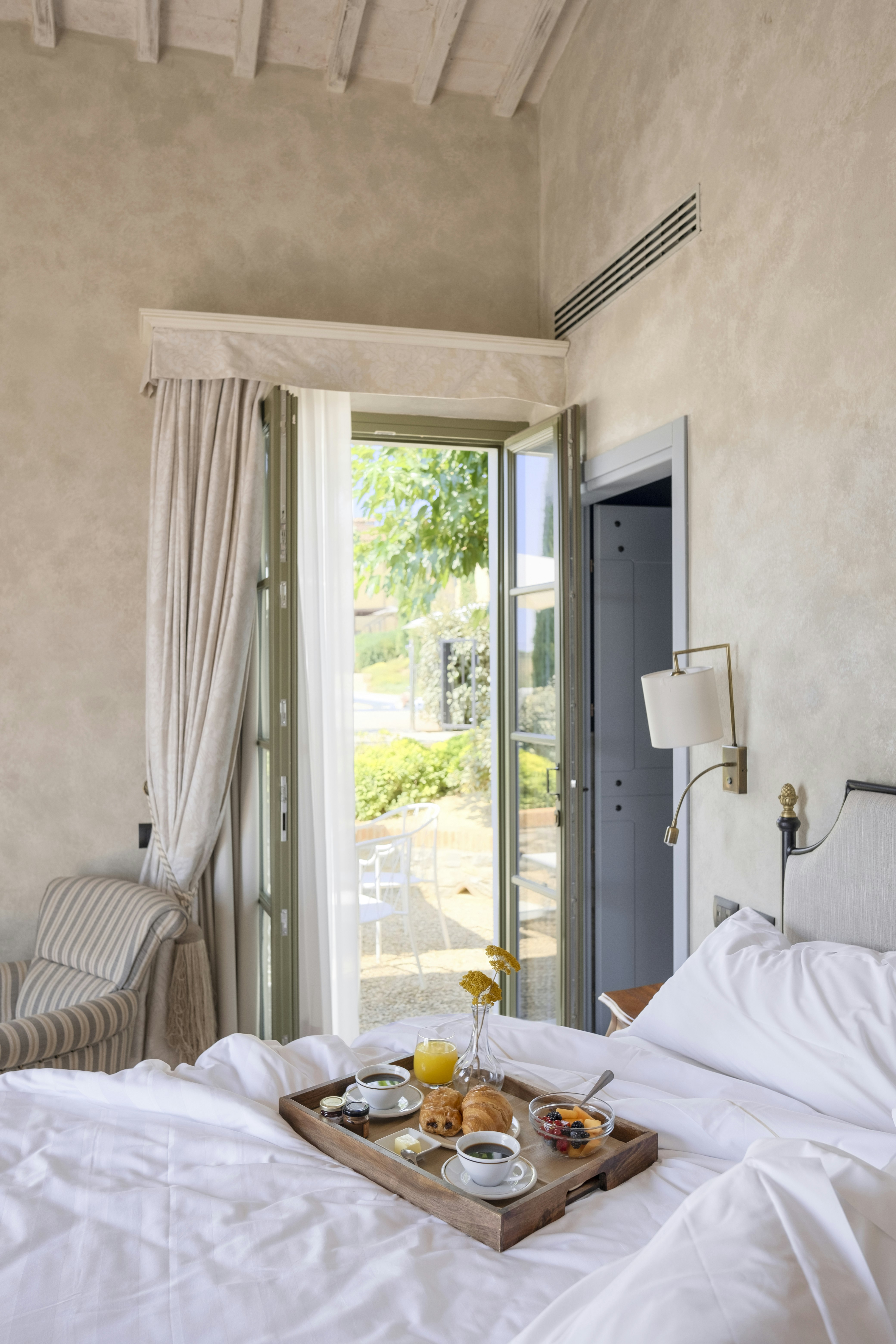 Pool Premium Suite - Bedroom