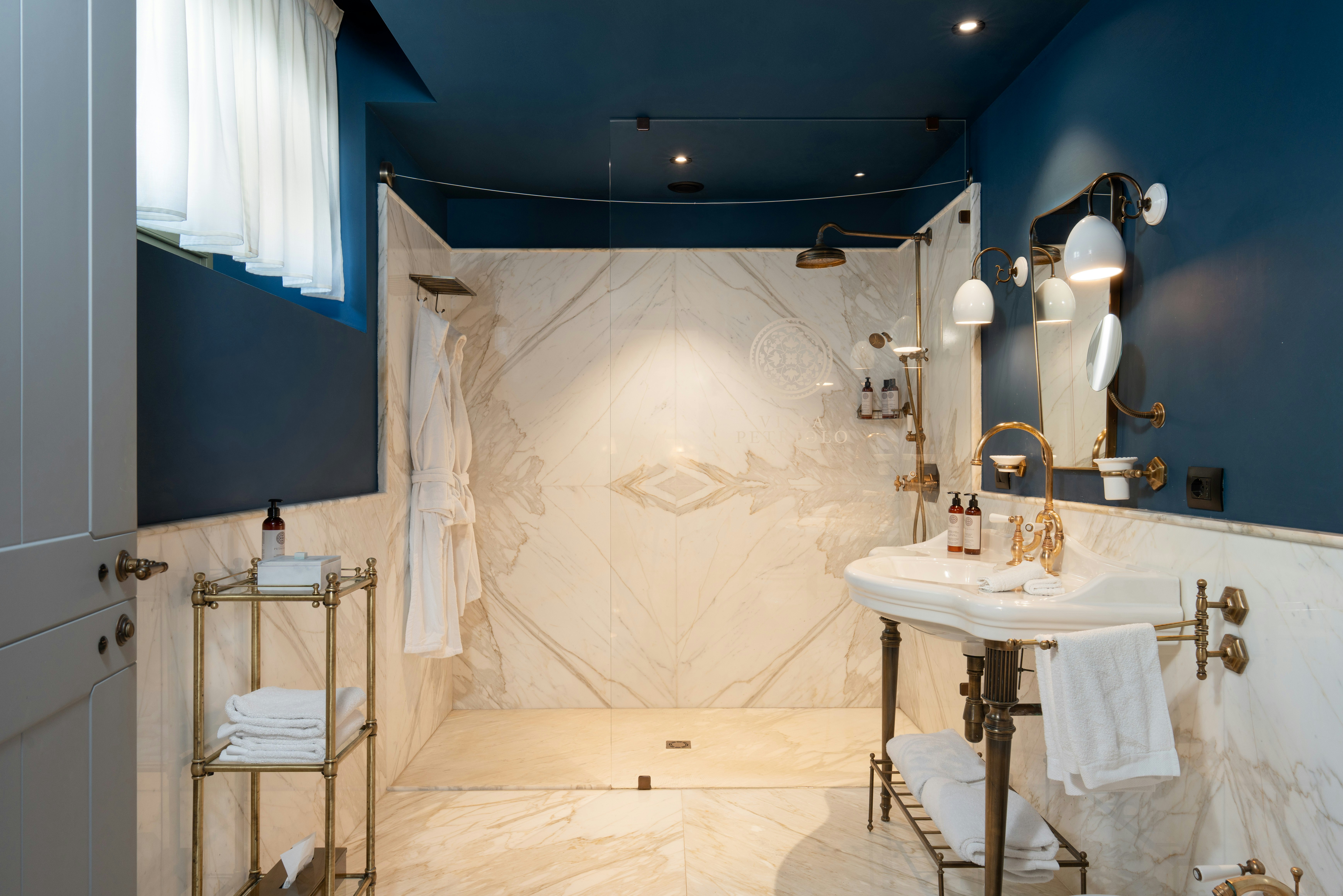 Pool Family Suite - Bathroom