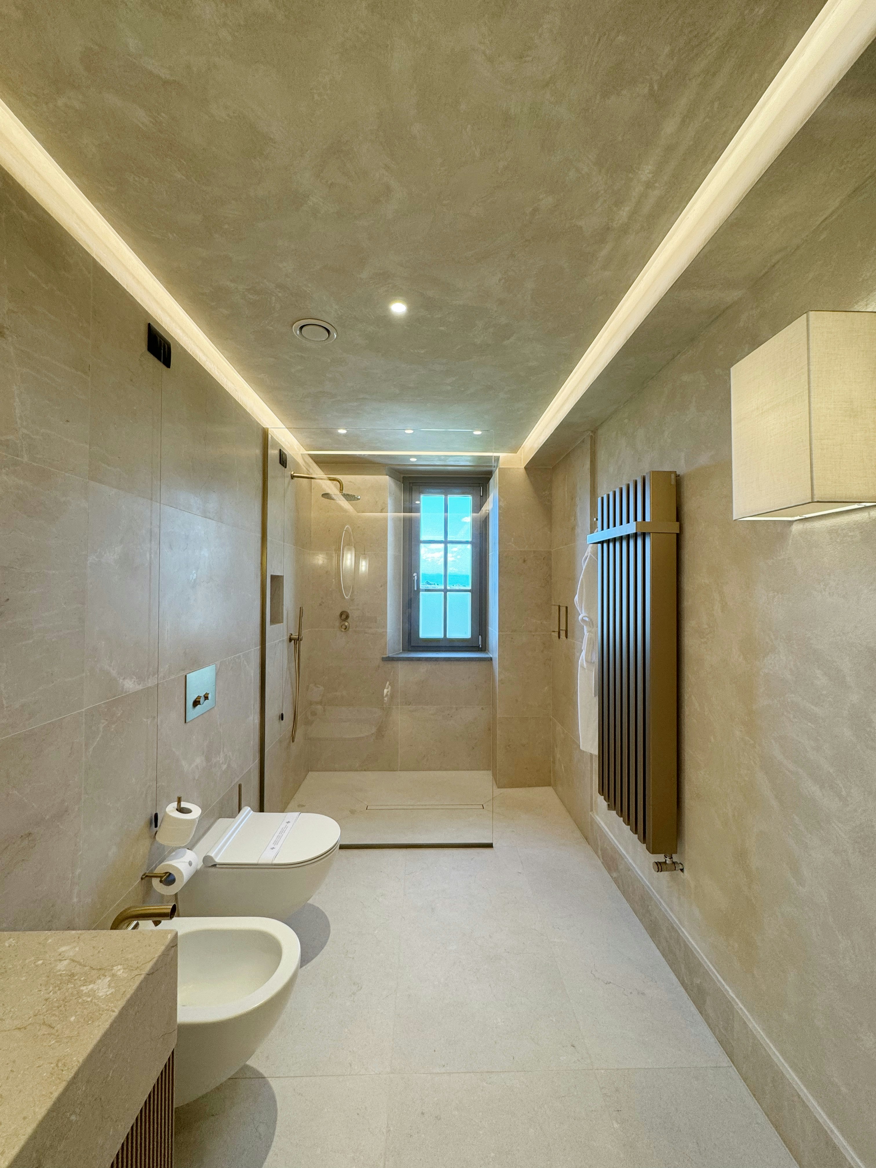 Wellness Suite - Bathroom