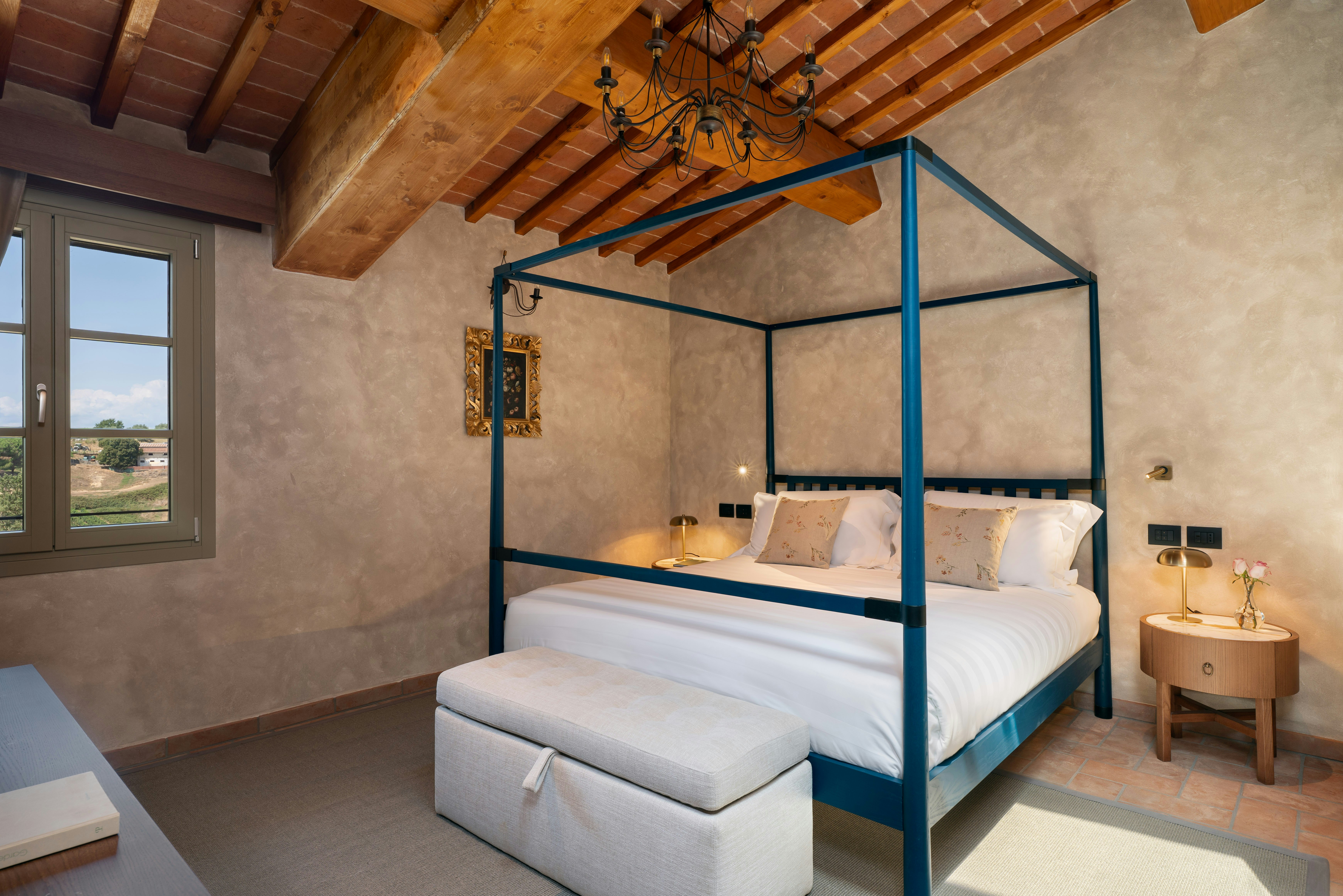 Castelforno Private Apartment Suite with Terrace - Bedroom