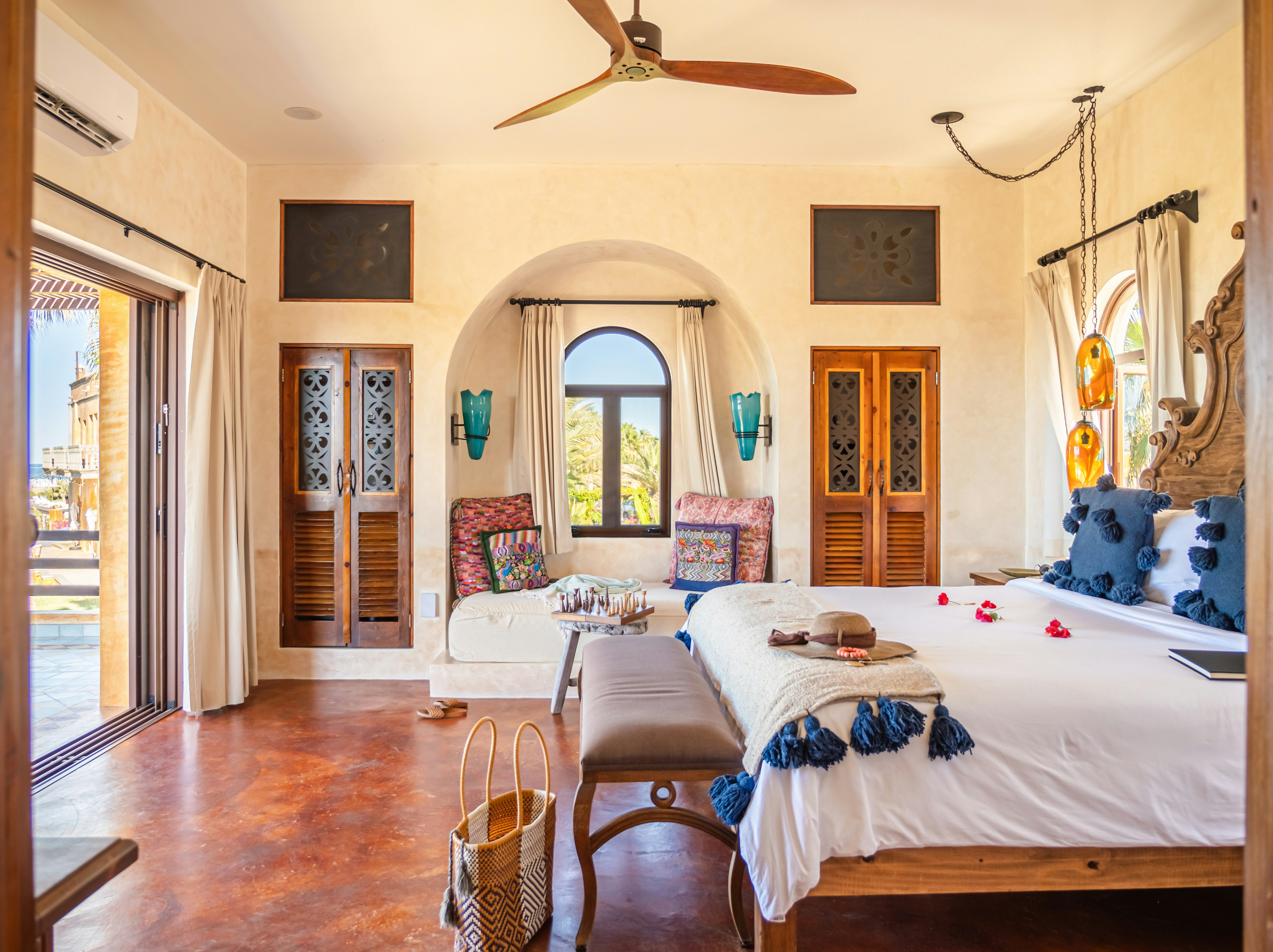 Beach View Bungalow King