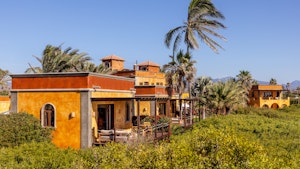 Beach View Bungalow King