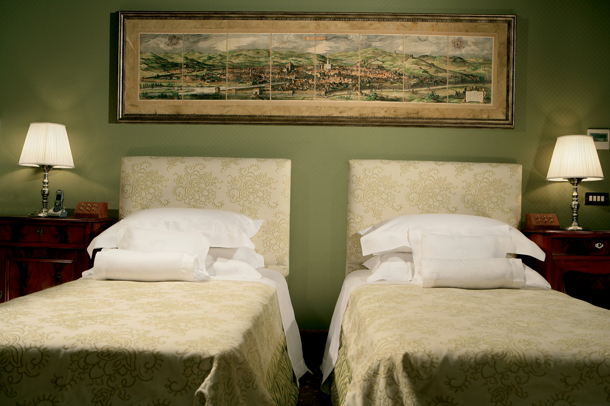 Prestige Room - Bedroom