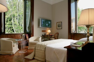 Romantic Room - Bedroom