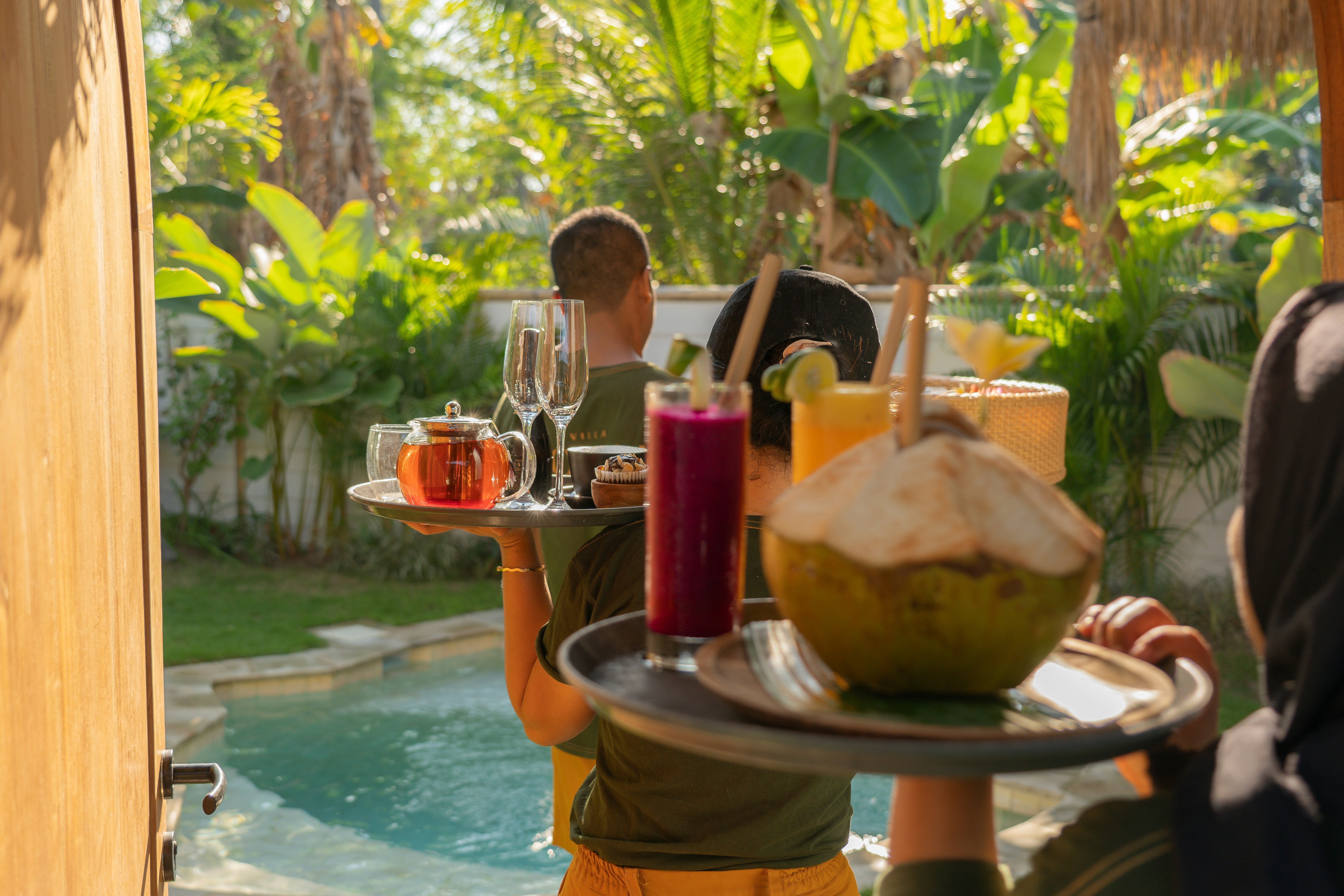 The Pearl - In-room Service