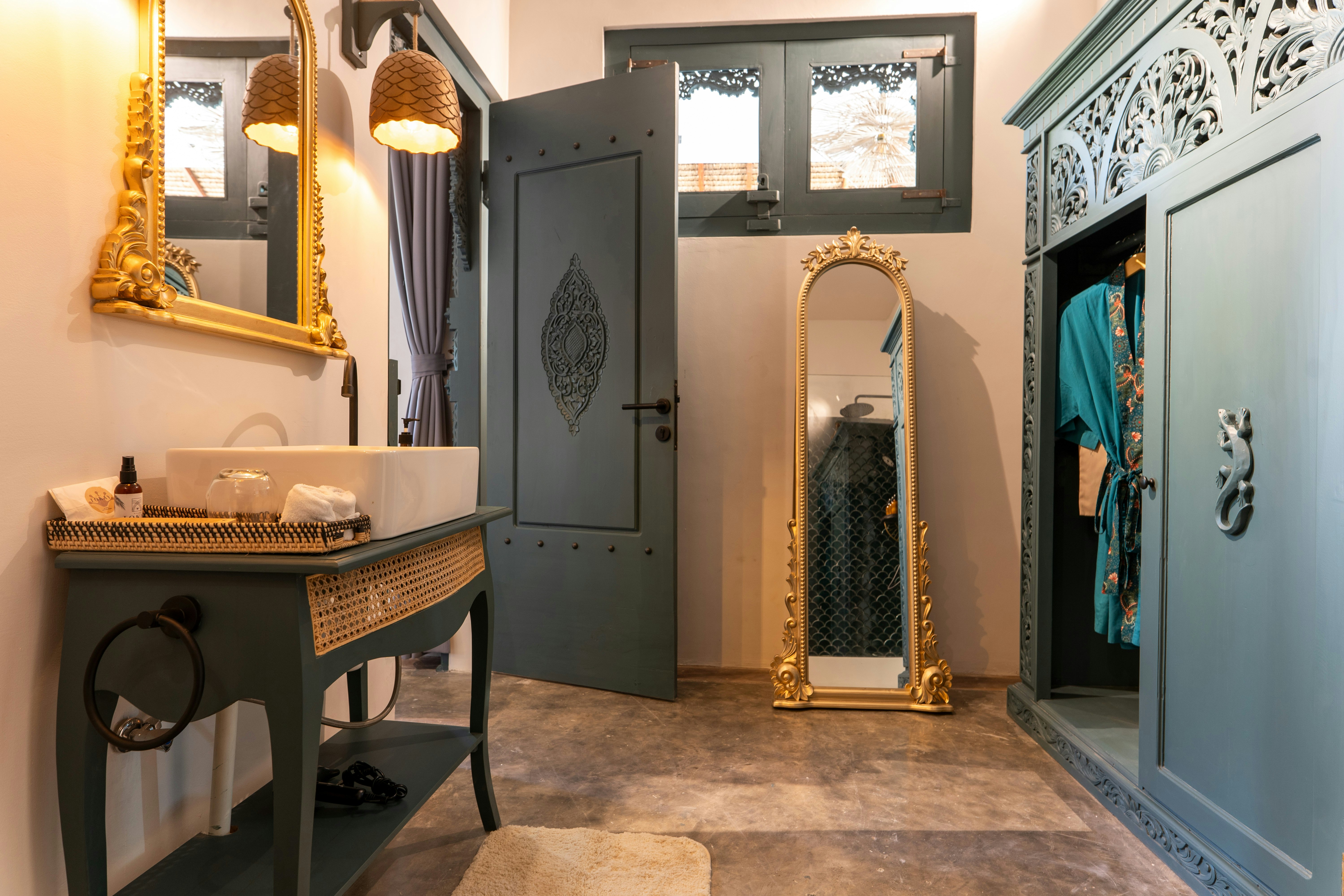 The Shore - Bathroom