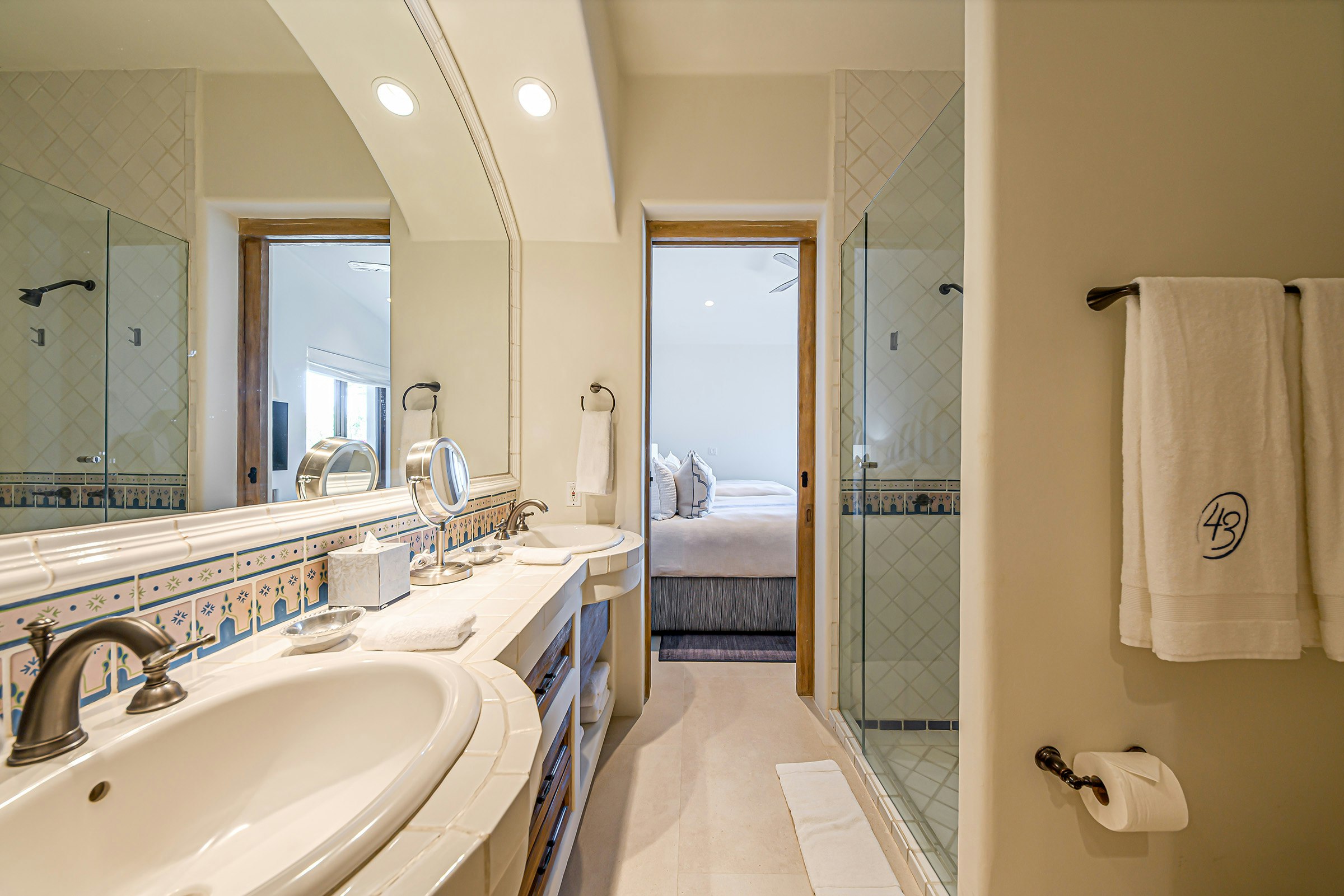 Casita 43 - Bathroom