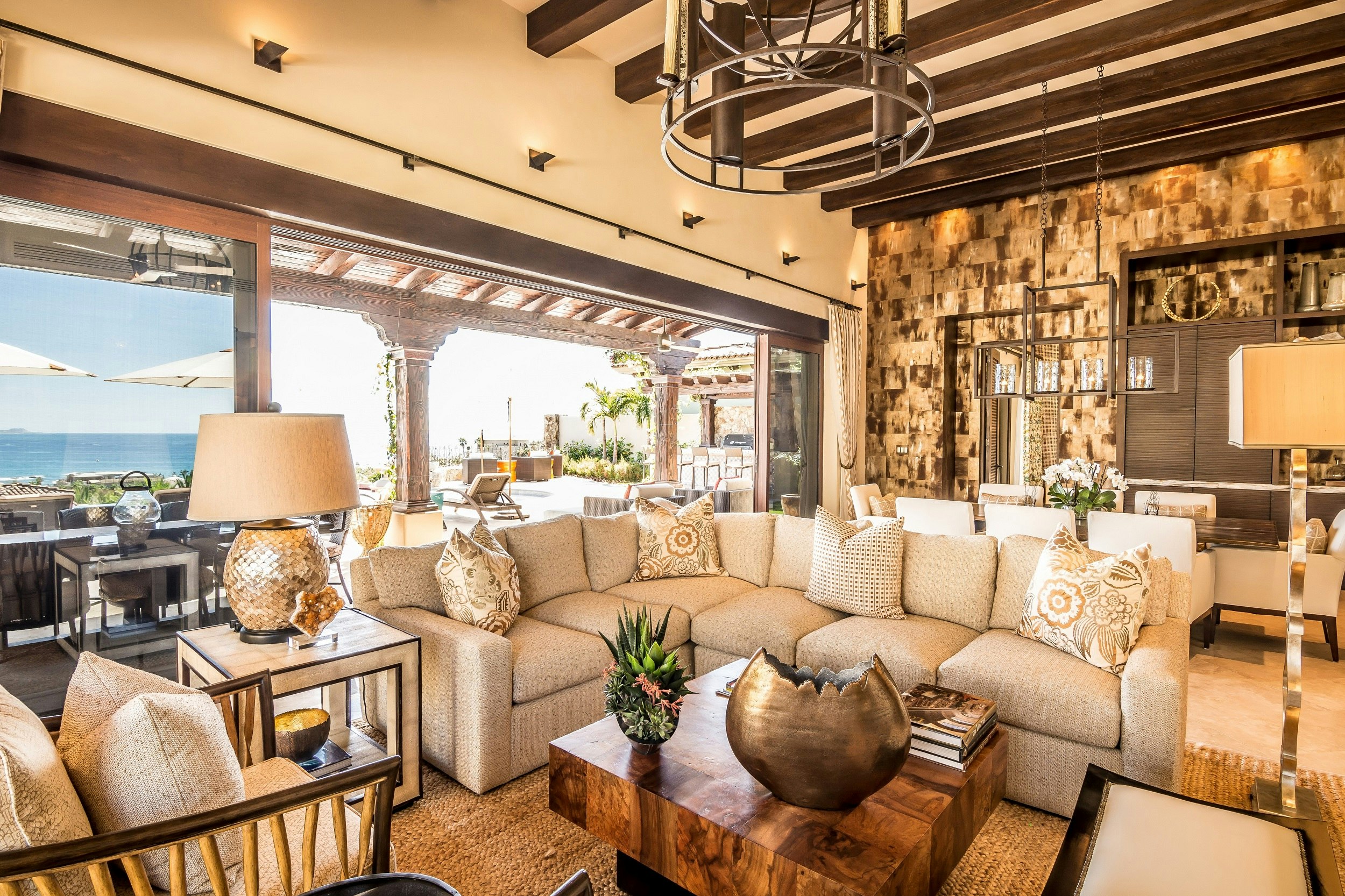 Espiritu 10 - Living Area