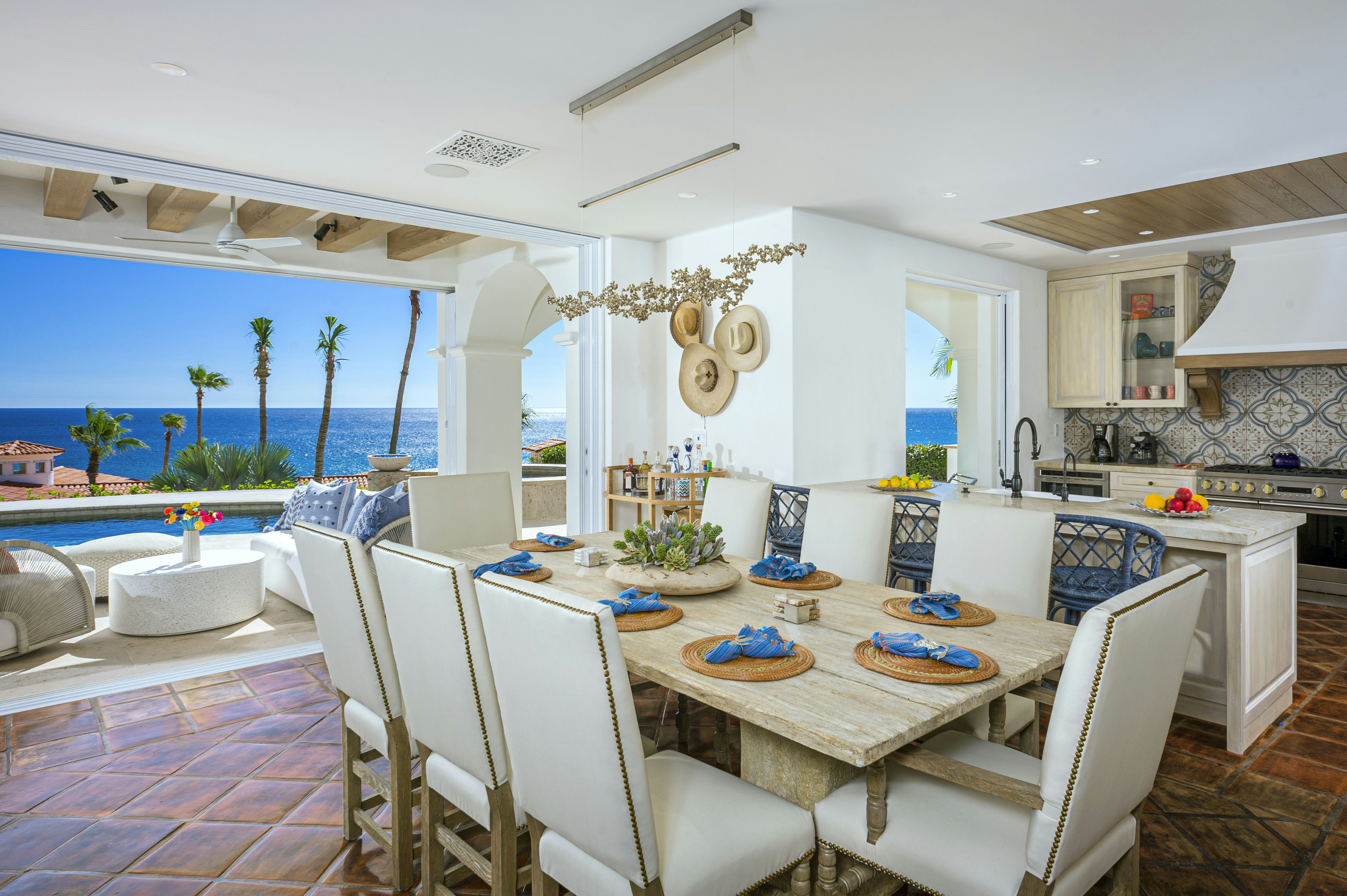 Villa 212 - Dining Area