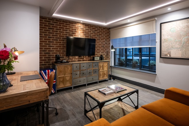 Southwark Suite - Living Area