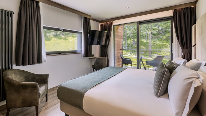 Superior - Bedroom