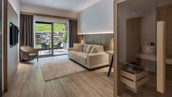 Spa Suite - Living Area