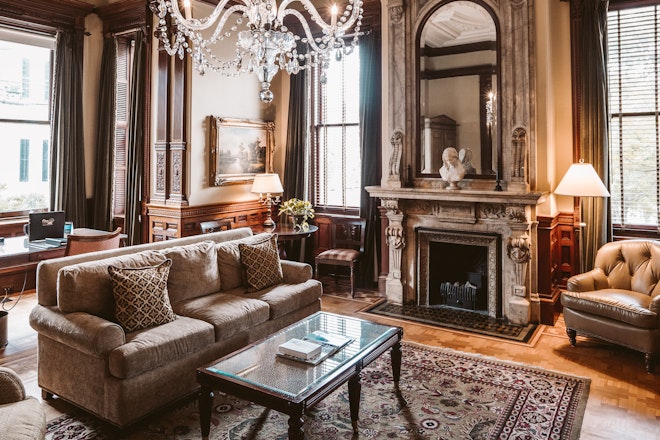 Grand Mansion Suite
